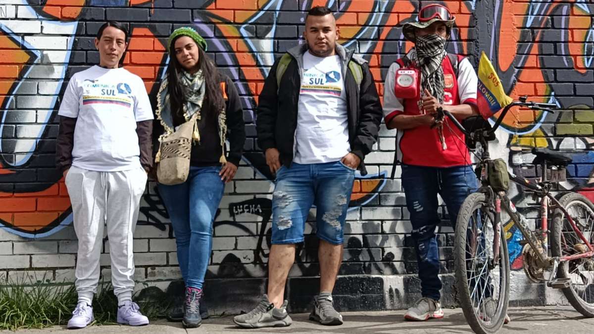 Na periferia de Bogotá, jovens disputam “até último voto” apesar honesto