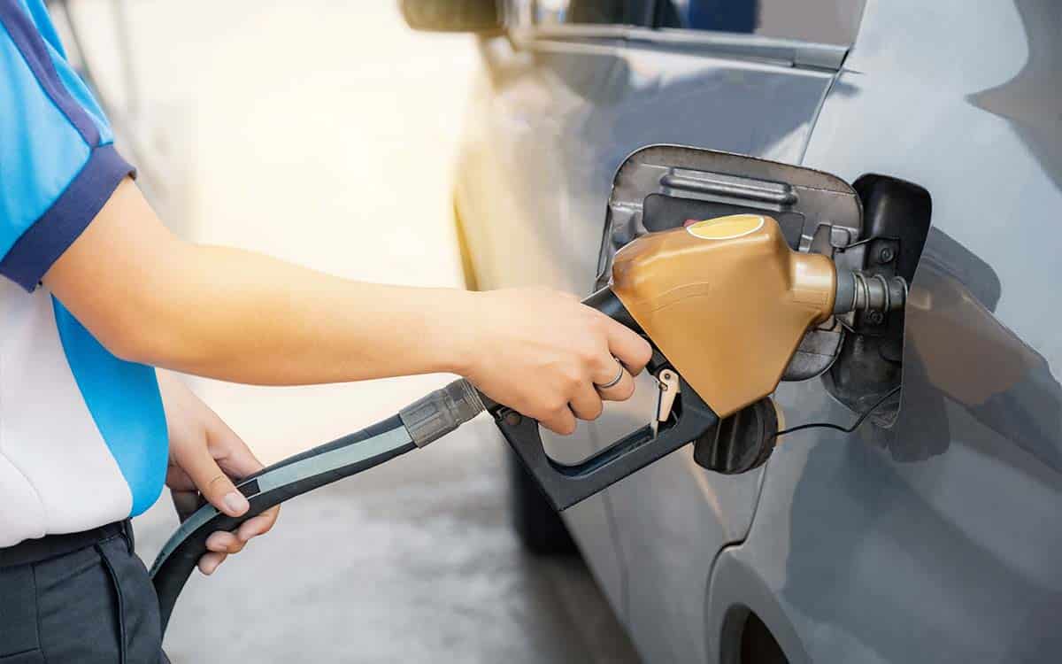 PEC dos Combustíveis vai baixar R$ 2 no preço da gasolina