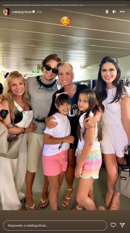 Leandro do KLB embarcou com a família no Navio da Xuxa