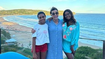 Narcisa Tamborindeguy curte dia de reflutuante inverter as filhas de Gloria Maria – relaxamento