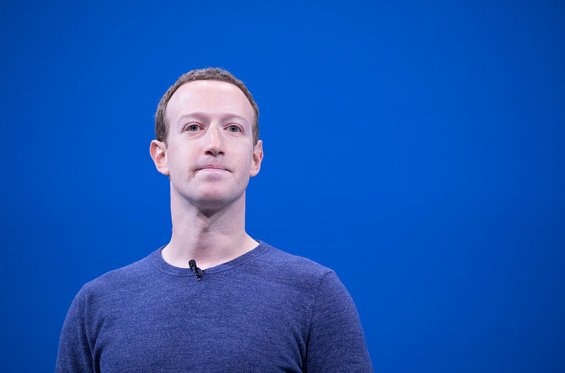 Mark Zuckerberg anuncia mais demissões no Facebook