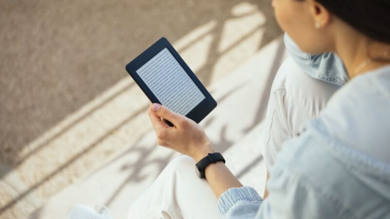 Como usar o Kindle? Saiba tudo sobre o leitor digital